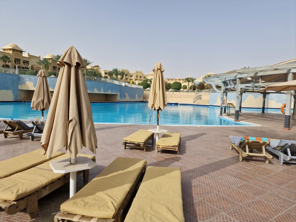 Pool Serenity Alpha Beach