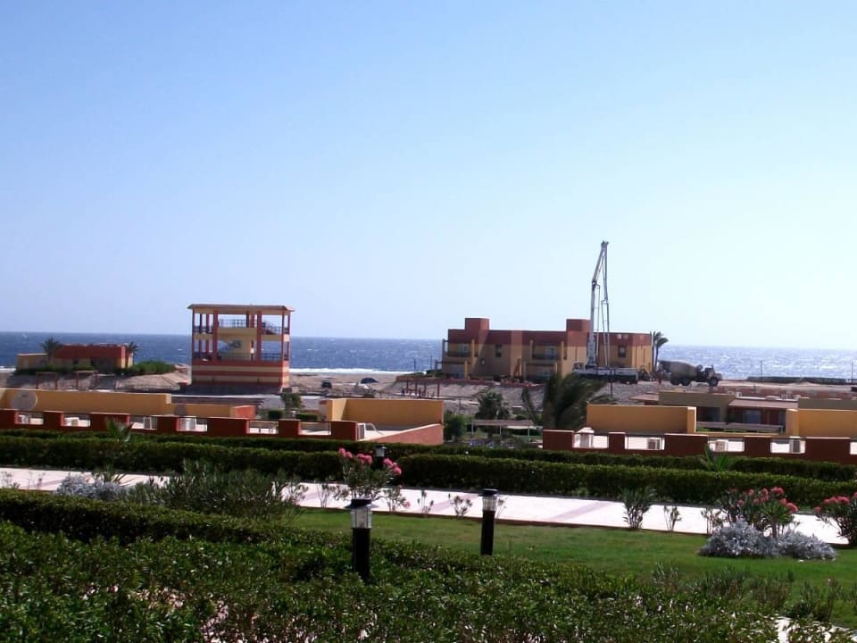 Bauarbeiten !!!! Malikia Resort Abu Dabbab