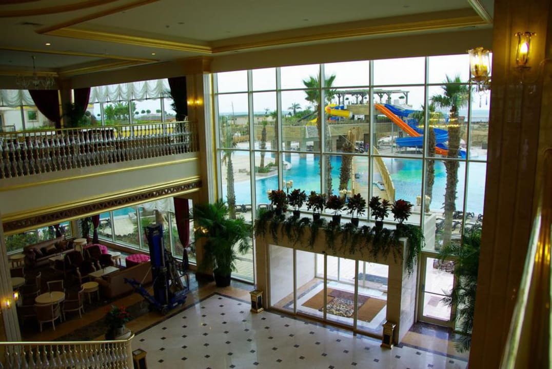 Zum Poolbereich Diamond Excellence Resort & Spa