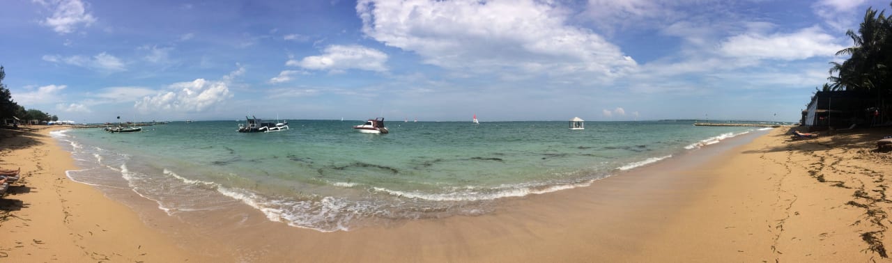 Am Strand Puri Santrian