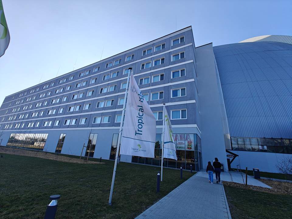 Außenansicht OHANA Lodges