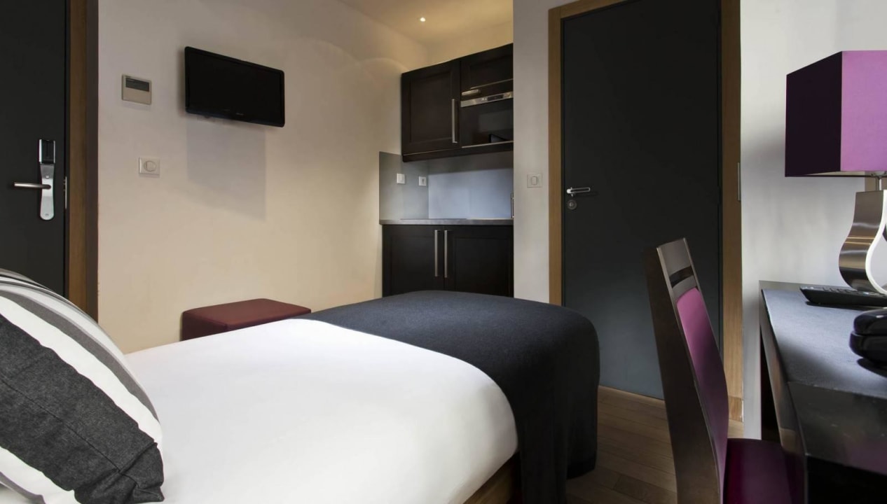 Guest Room Hotel Ambre