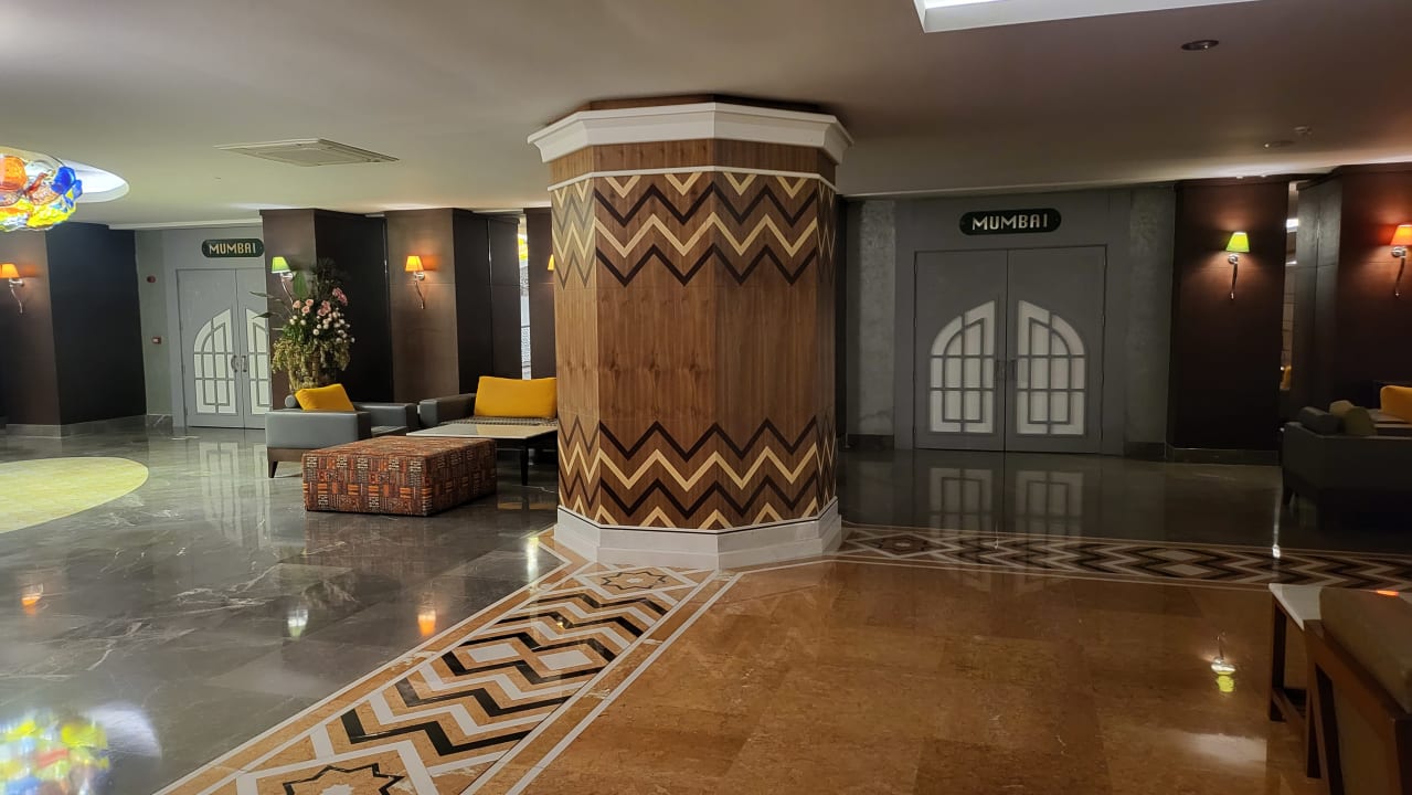 Sonstiges Royal Taj Mahal Hotel