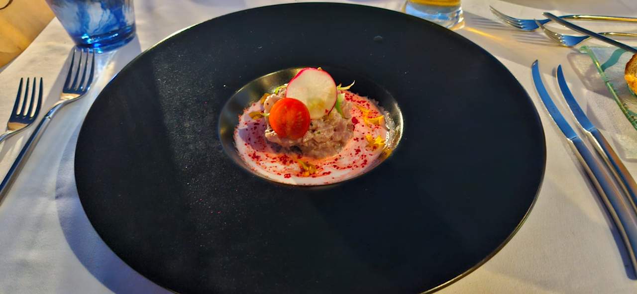 Gastro Vilamendhoo Island Resort & Spa