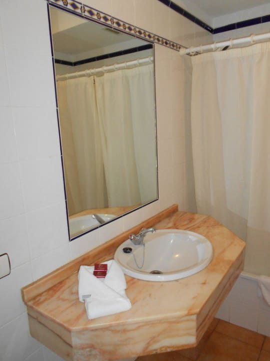 Badezimmer Apartamentos Oasis San Antonio