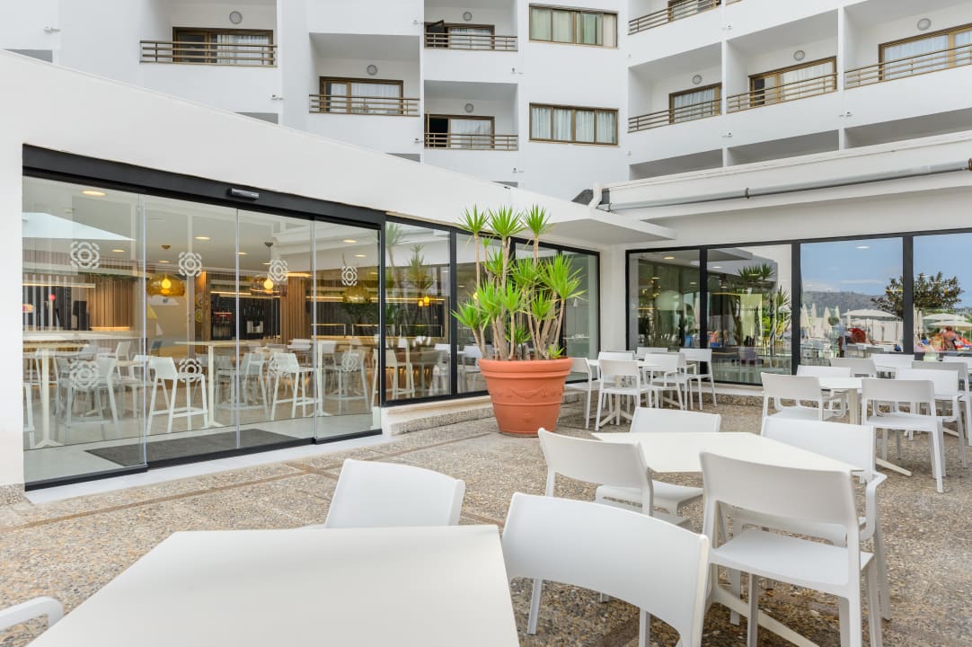 Gastro Hotel Vibra Beverly Playa