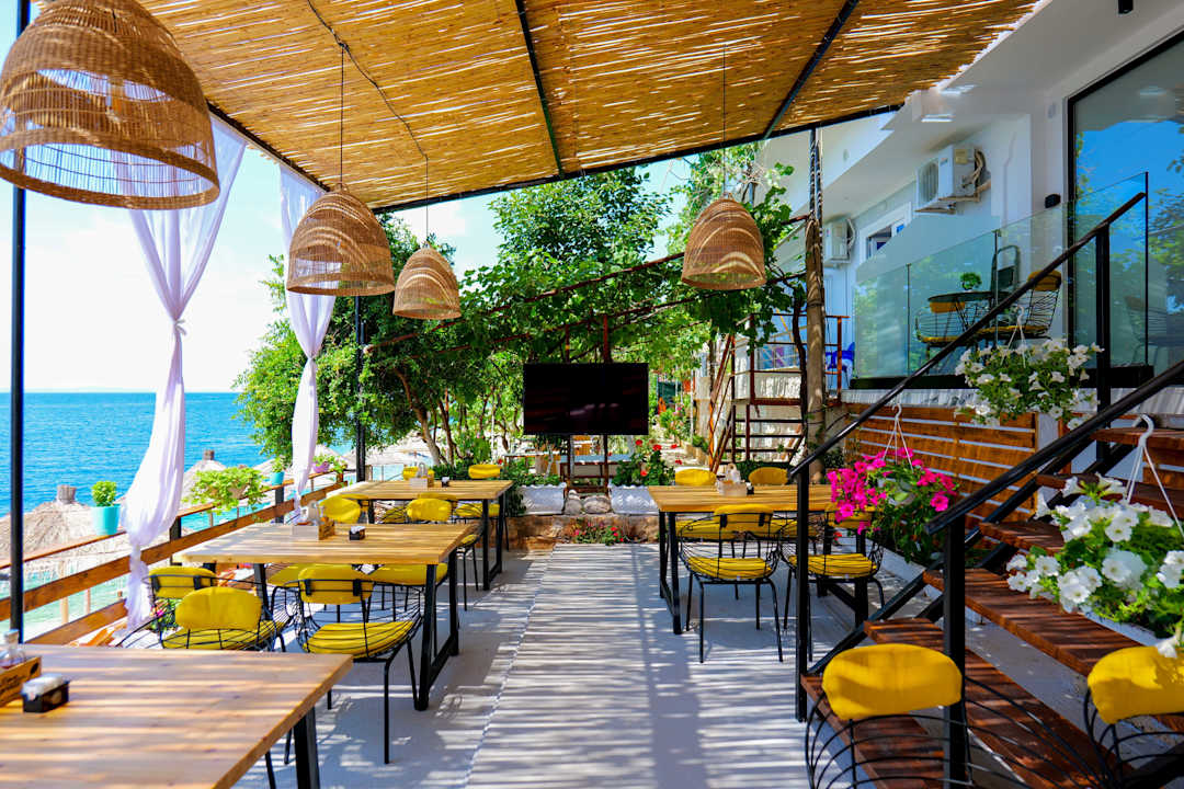 Gastro Siro Kerma Private Beach Villa