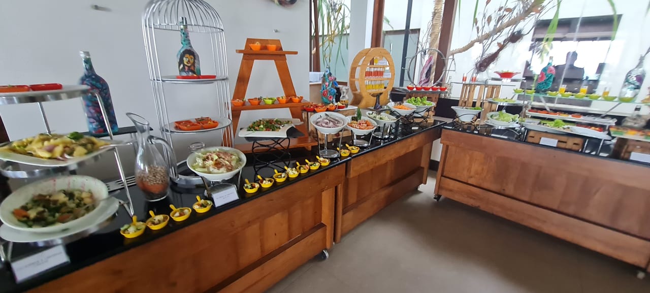 Gastro Pandanus Beach Resort & Spa