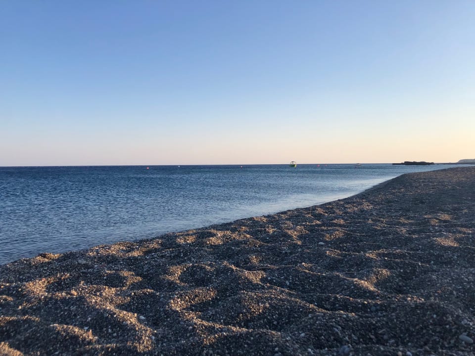 Strand Coriva Beach Hotel & Bungalows