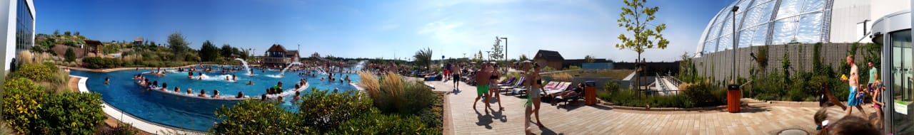 Pool Tropical Islands Resort