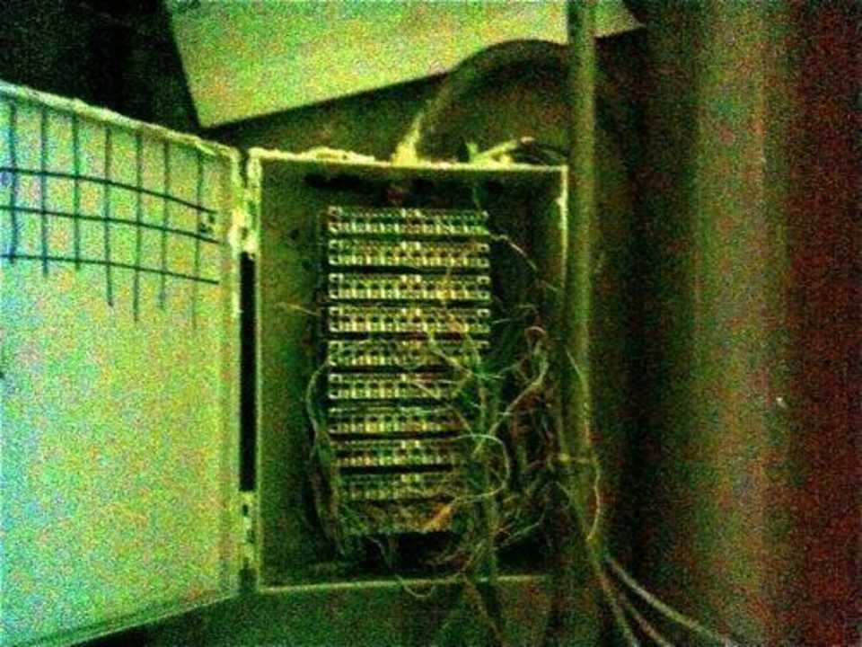 Tableau electrique des chambres Le Peninsula Bay Beach Resort & Spa