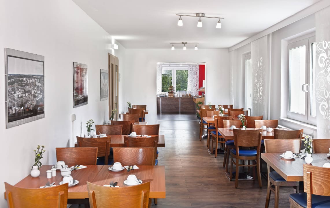 Restaurant Days Inn Leipzig City Centre