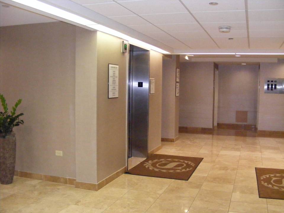 Elevators in the lobby Hotel Four Points by Sheraton Detroit Metro Airport