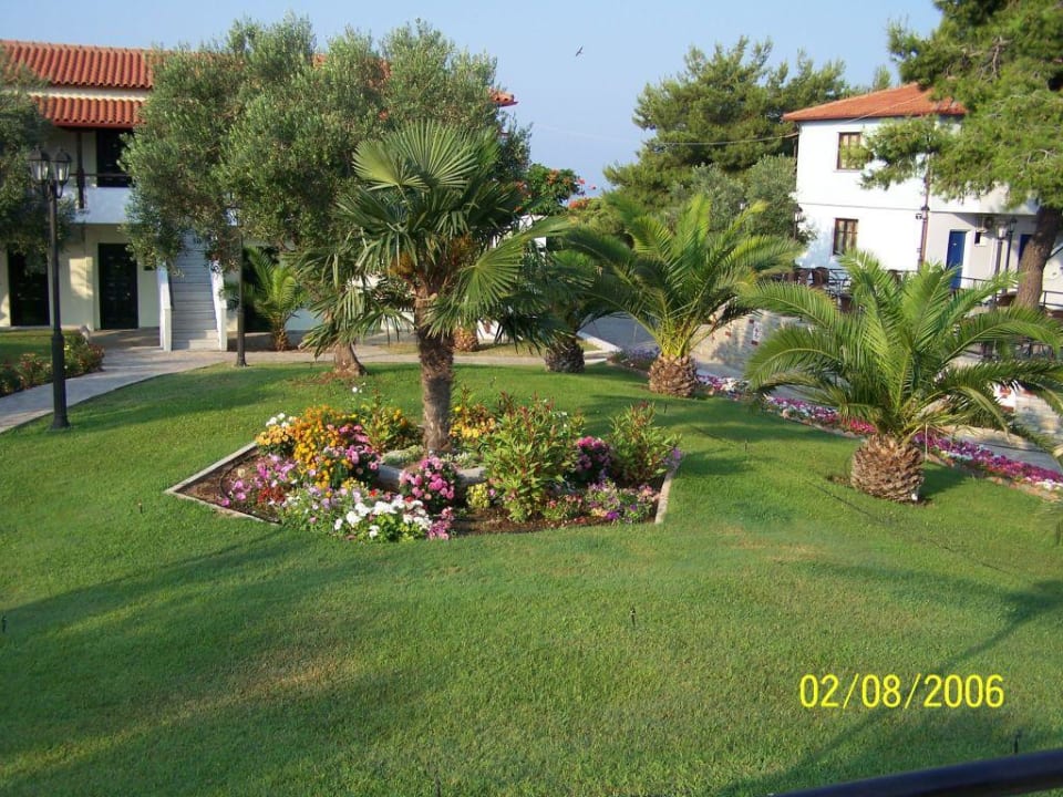 Gepflegte Gartenanlage Blue Dolphin Resort Hotel