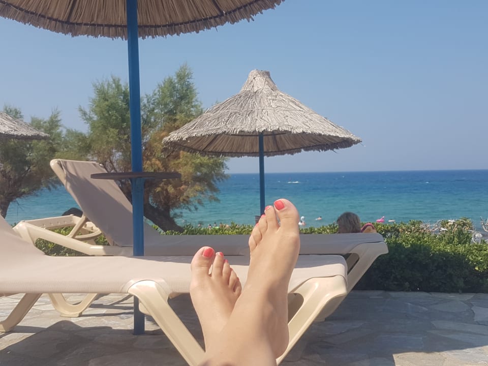 Strand Alexander Beach Hotel & Village Resort