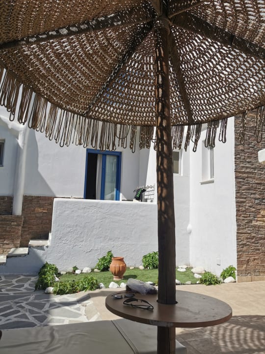 Außenansicht Agios Prokopios Hotel