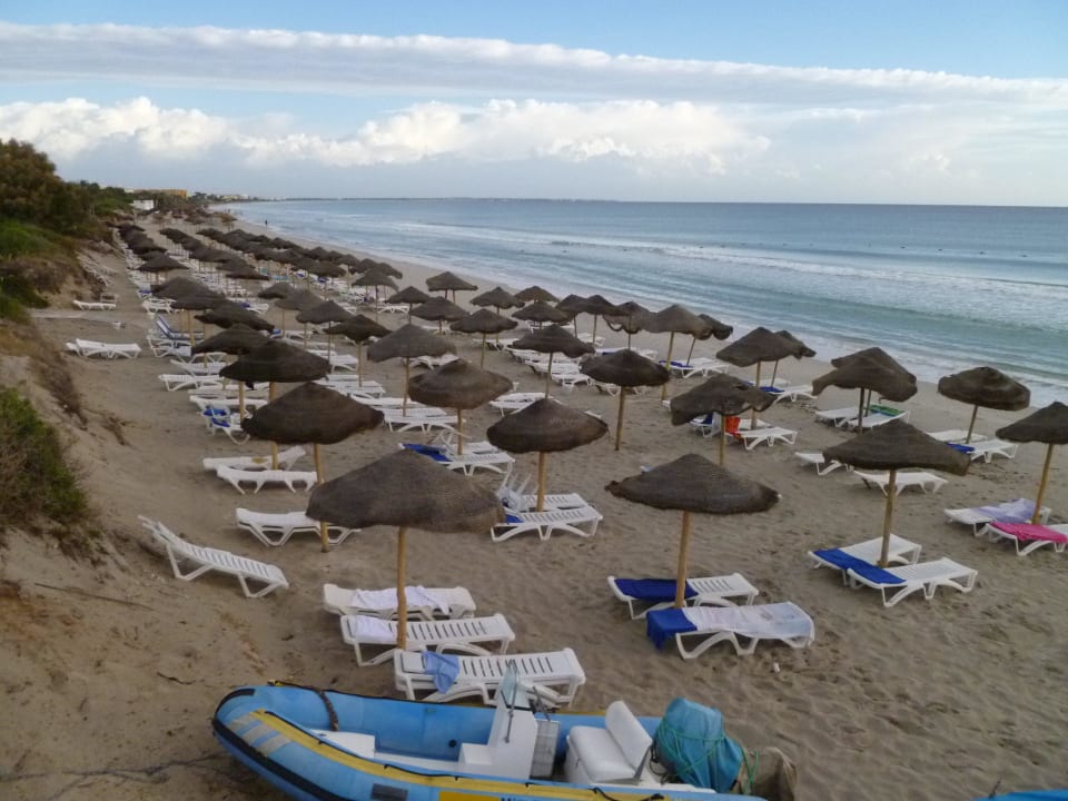 Strand kurz vorm Sonnenaufgang Hotel El Mouradi Cap Mahdia