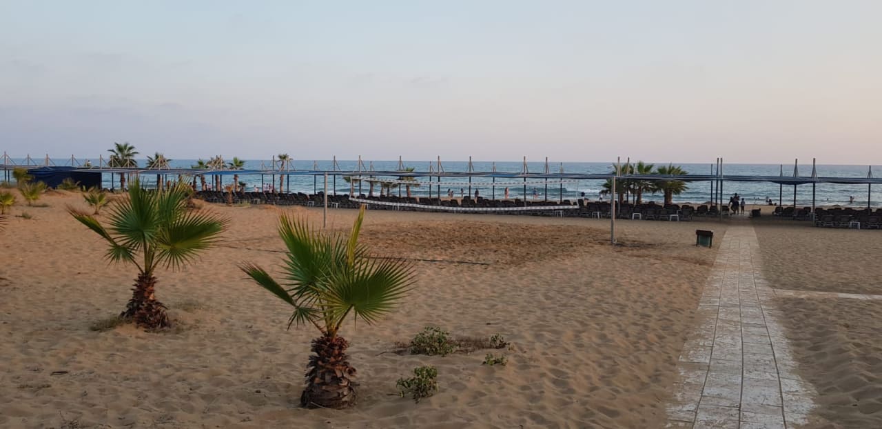 Strand Club Grand Aqua