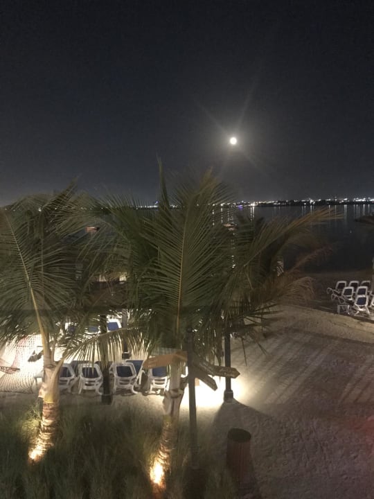 Strand DoubleTree by Hilton Resort & Spa Marjan Island