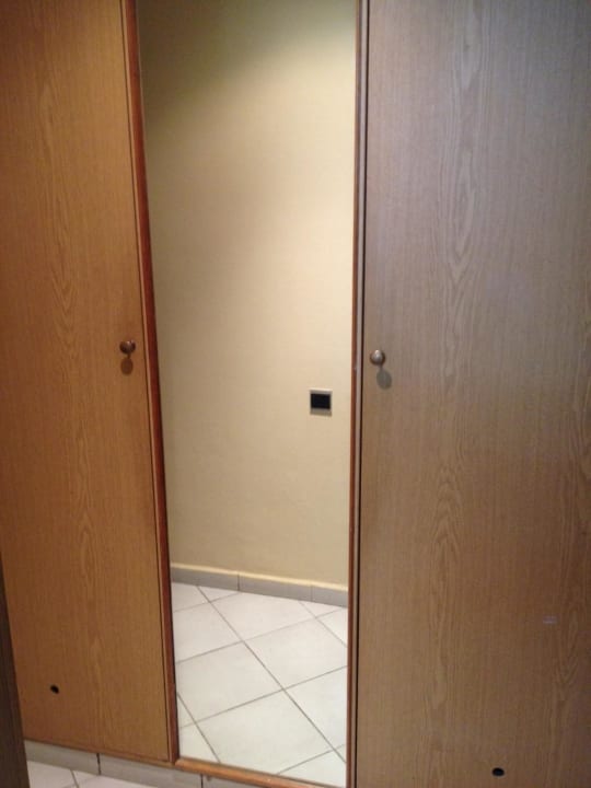 Der Schrank Agadir Beach Club Hotel