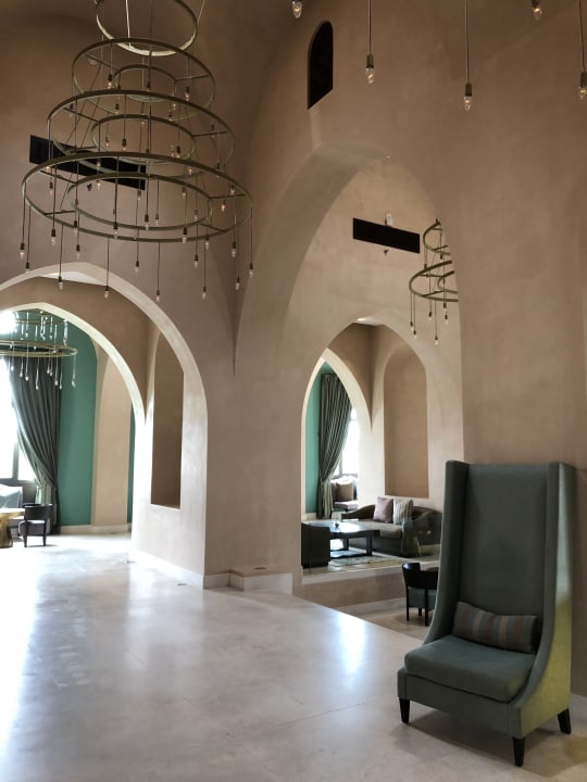 Lobby Salalah Rotana Resort