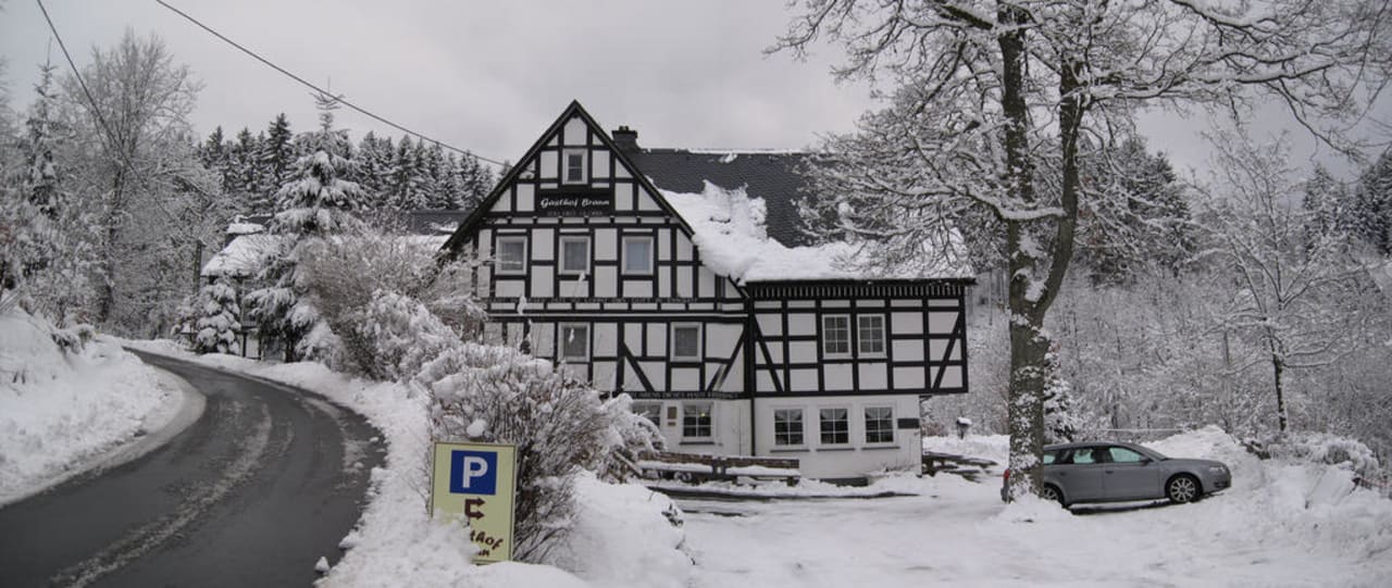 Braun im Winter Gasthof Braun Schmallenberg Ohlenbach