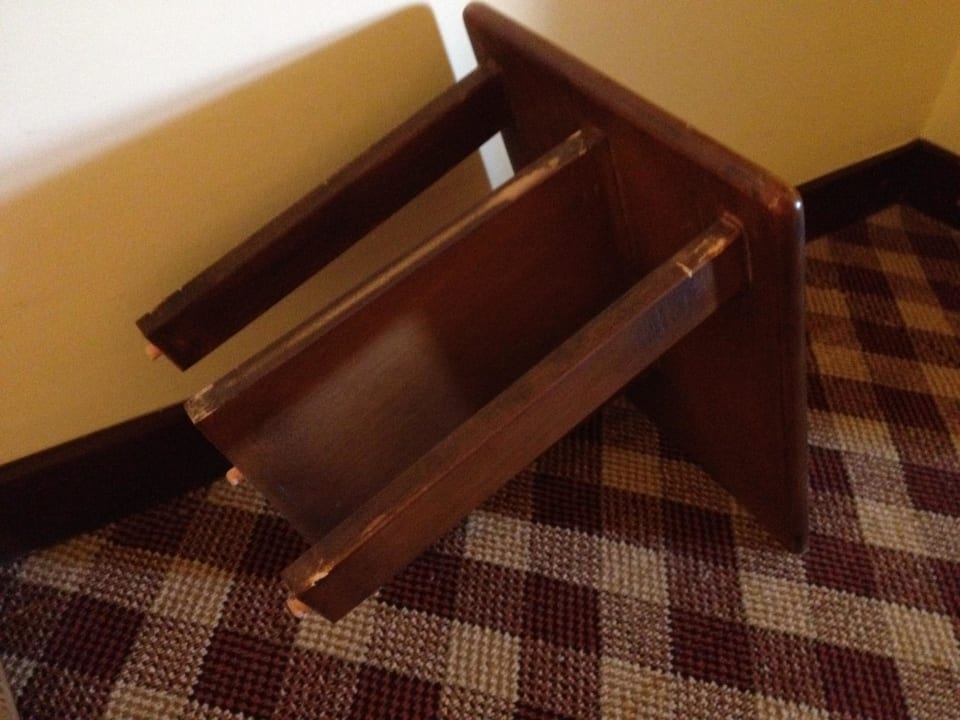 Defekte Möbel Nerton Hotel - Erwachsenenhotel ab 16 Jahren