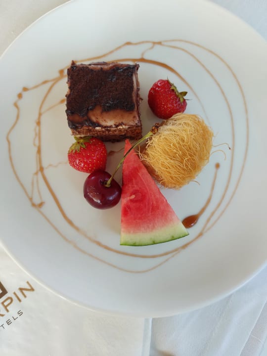 Gastro HARPIN Happy Days Beach Hotel