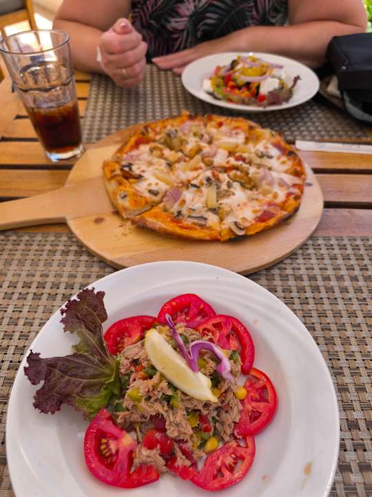 Gastro Kaisol Romance Resort