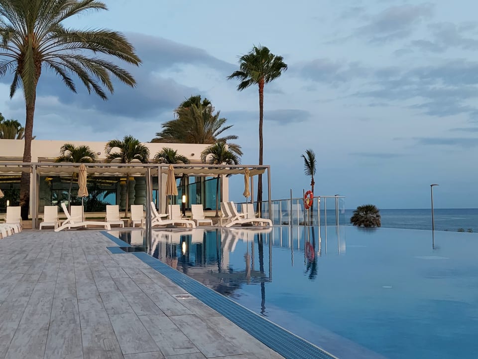 Pool Hotel Riu Palace Meloneras