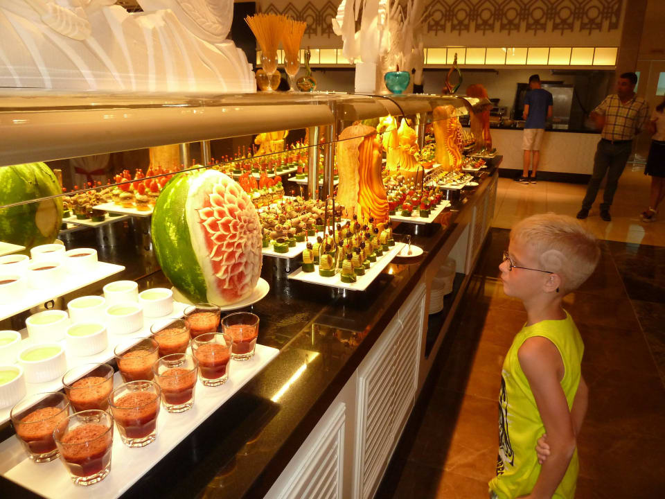 Staunen.... Well Palace Side