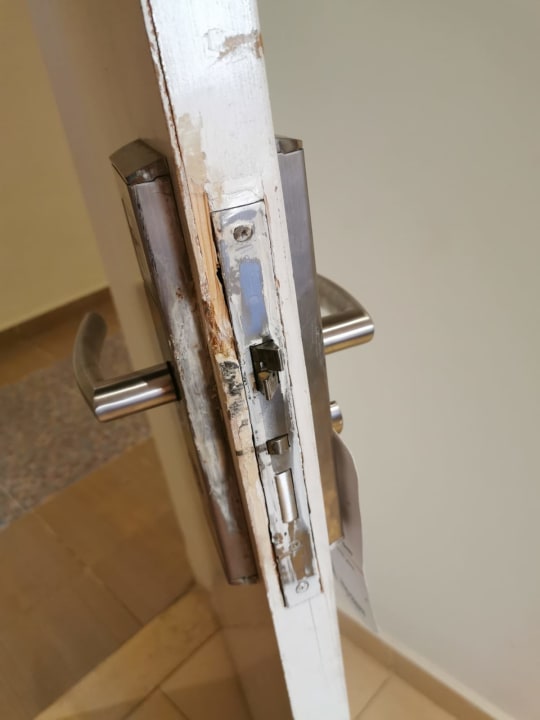 Zimmer Royal Star Beach Resort