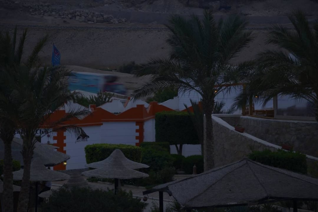 2 Meter zur Autobahn Hotel Coral Garden