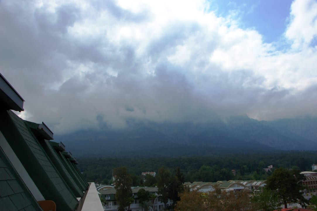 Облака с крыши отеля Armas Gül Beach