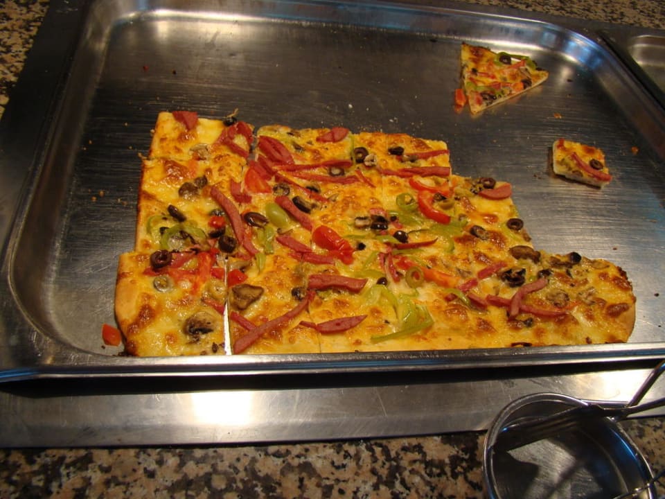 Пицца Limak Limra Hotel & Resort