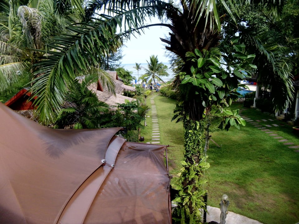 Gartenanlge Hive Khaolak Beach Resort
