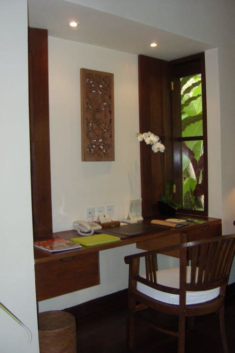 Schreibtisch in der Villa Hanging Gardens of Bali