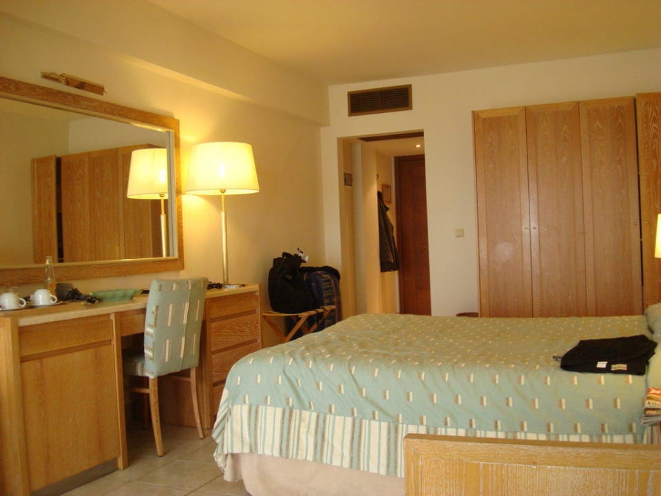 Junior-Suite Beachfront Sani Beach