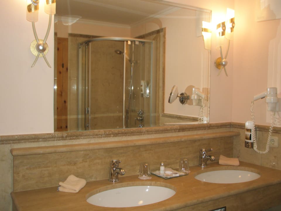 Bad Wellnessresort Vier Jahreszeiten