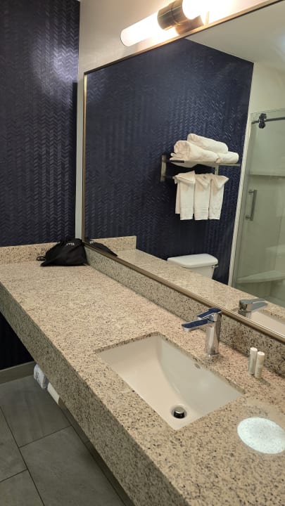 Zimmer Fairfield Inn by Marriott Visalia Sequoia