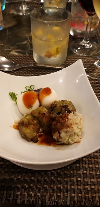 Gastro Crystals Beach Resort Belle Mare, a member of Radisson Individuals