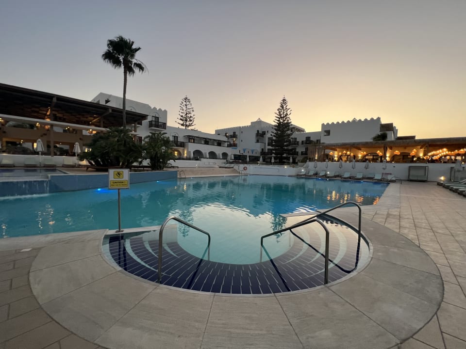 Pool TUI BLUE Oceanis Beach and Spa Resort