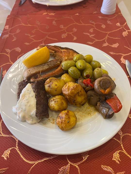 Gastro Delphin Deluxe Resort