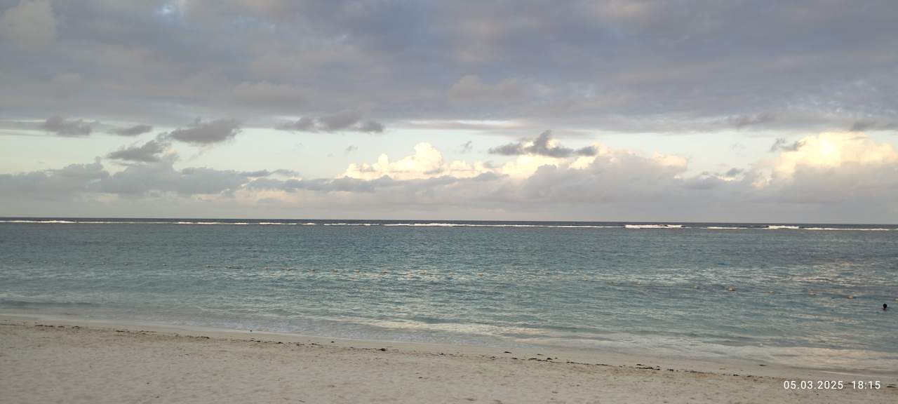 Strand Crystals Beach Resort Belle Mare, a member of Radisson Individuals