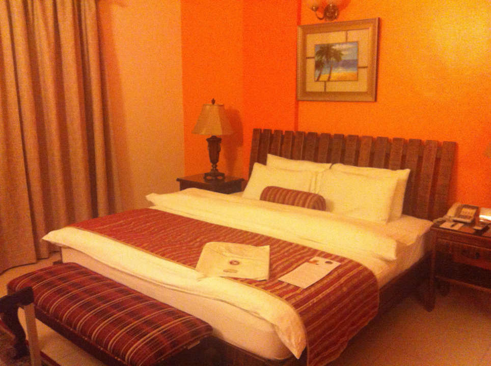 Ein Doppelbett Windsor Tower Hotel