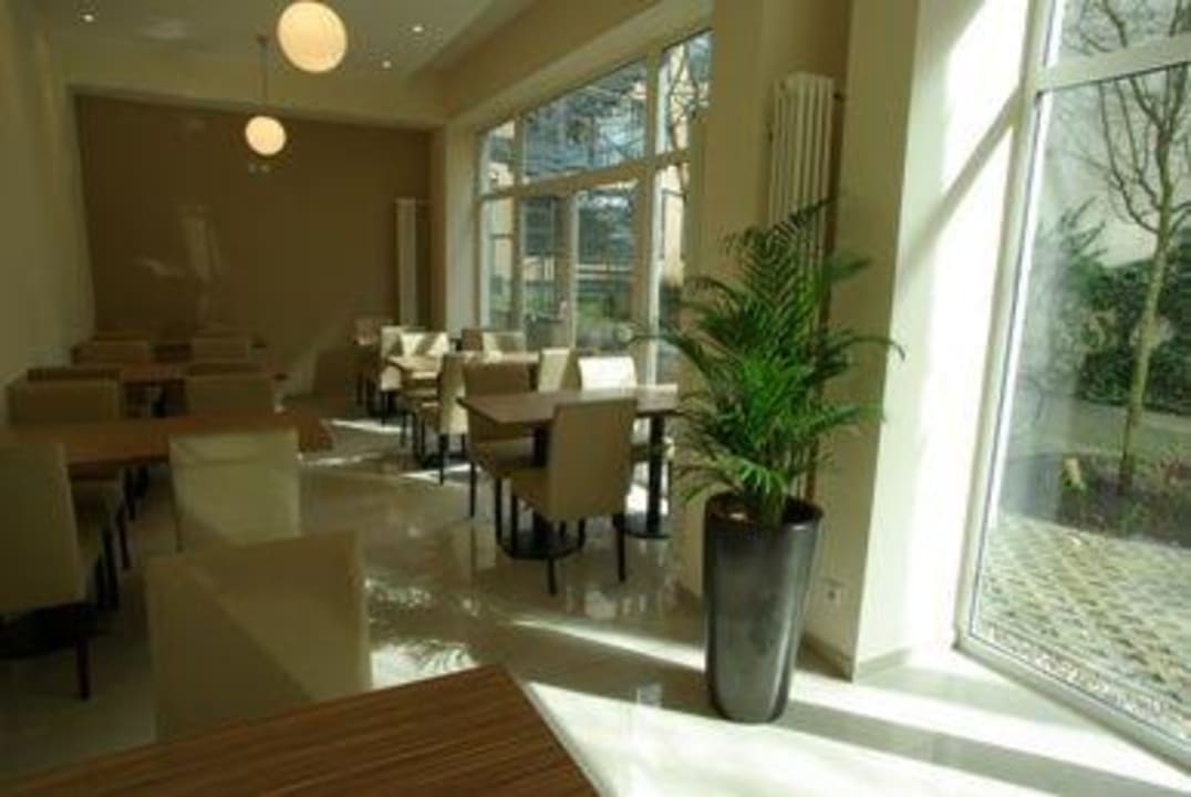 Restaurant/Buffet NU Hotel Berlin