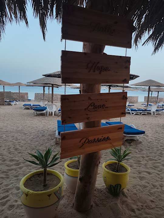 Strand Fort Arabesque Resort, Spa & Villas