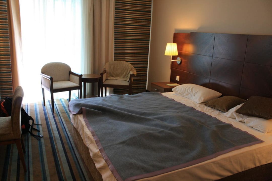 Bequemes Doppelbett Hotel Pine Bay Holiday Resort