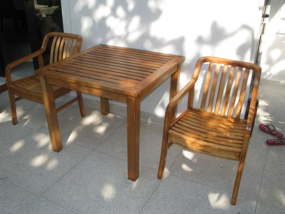 Bestuhlung der Terrasse Hotel The Racha