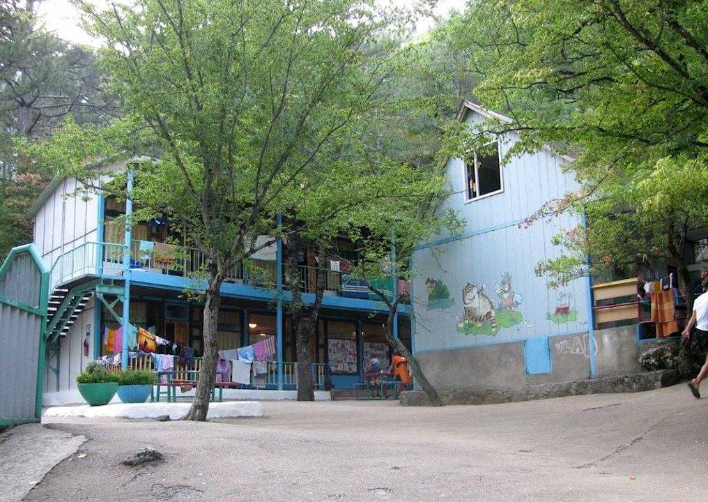 Außenansicht Cottage Young Pioneers Camp Alupka